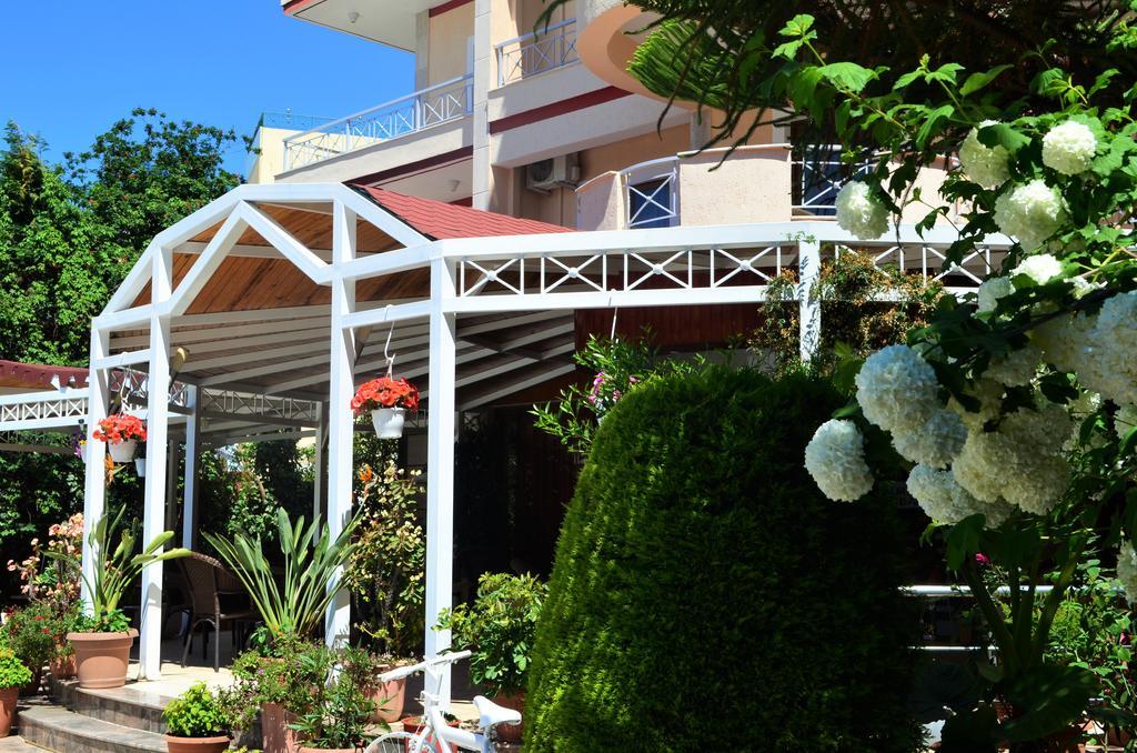 Jb Hotel Sarande Exterior photo