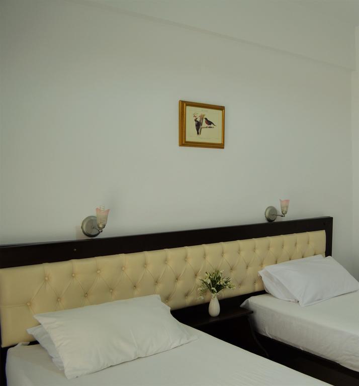 Jb Hotel Sarande Exterior photo