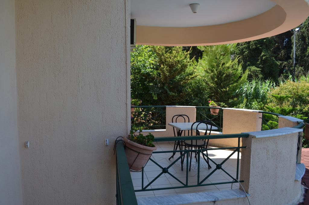 Jb Hotel Sarande Exterior photo