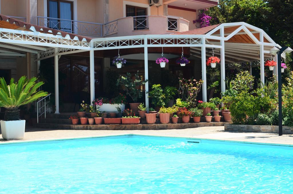 Jb Hotel Sarande Exterior photo